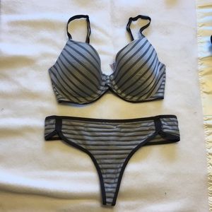 Sold❗️Victoria’s Secret Bra/underwear Set
